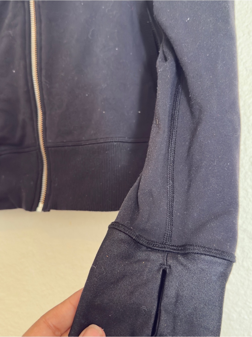 Lululemon Women's Namaskar 6 Black Zipup Hooded Jacket - Picture 3 of 8